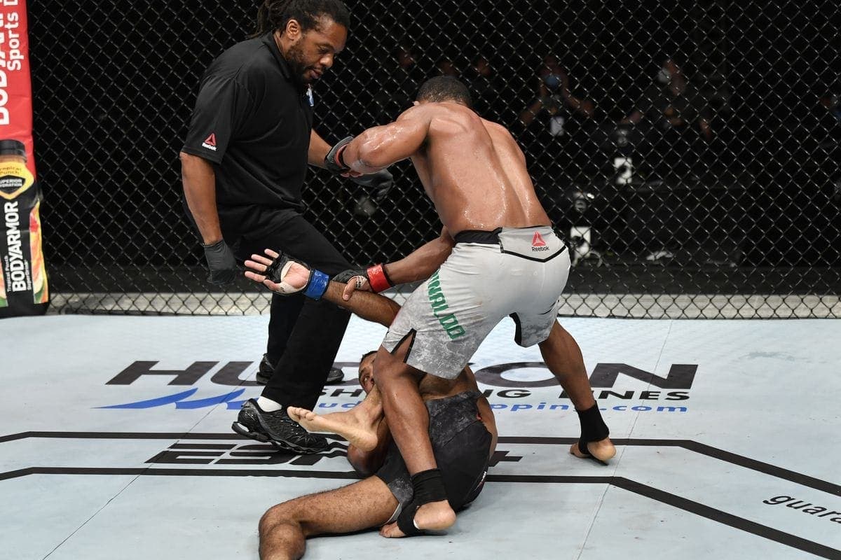 Controversial Finishes: Stranger Stoppages