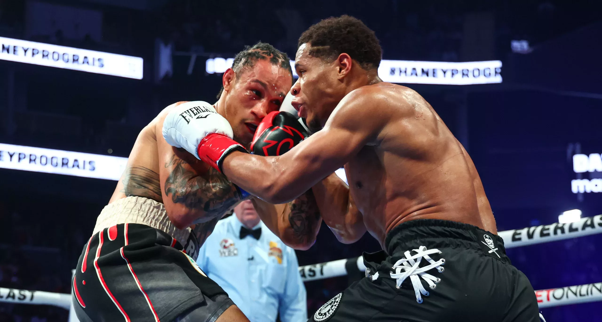Boxing Pros Praise Devin Haney's Outstanding Victory Against Regis Prograis