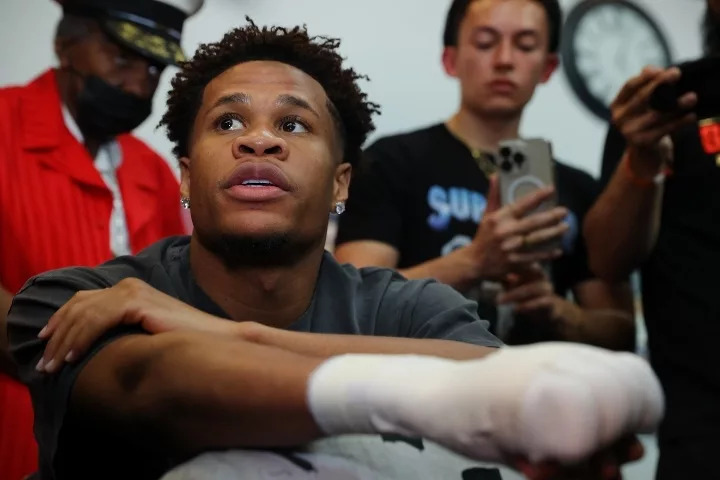 Devin Haney Roasts Shakur Stevenson's Career – ‘He's Going Backwards'