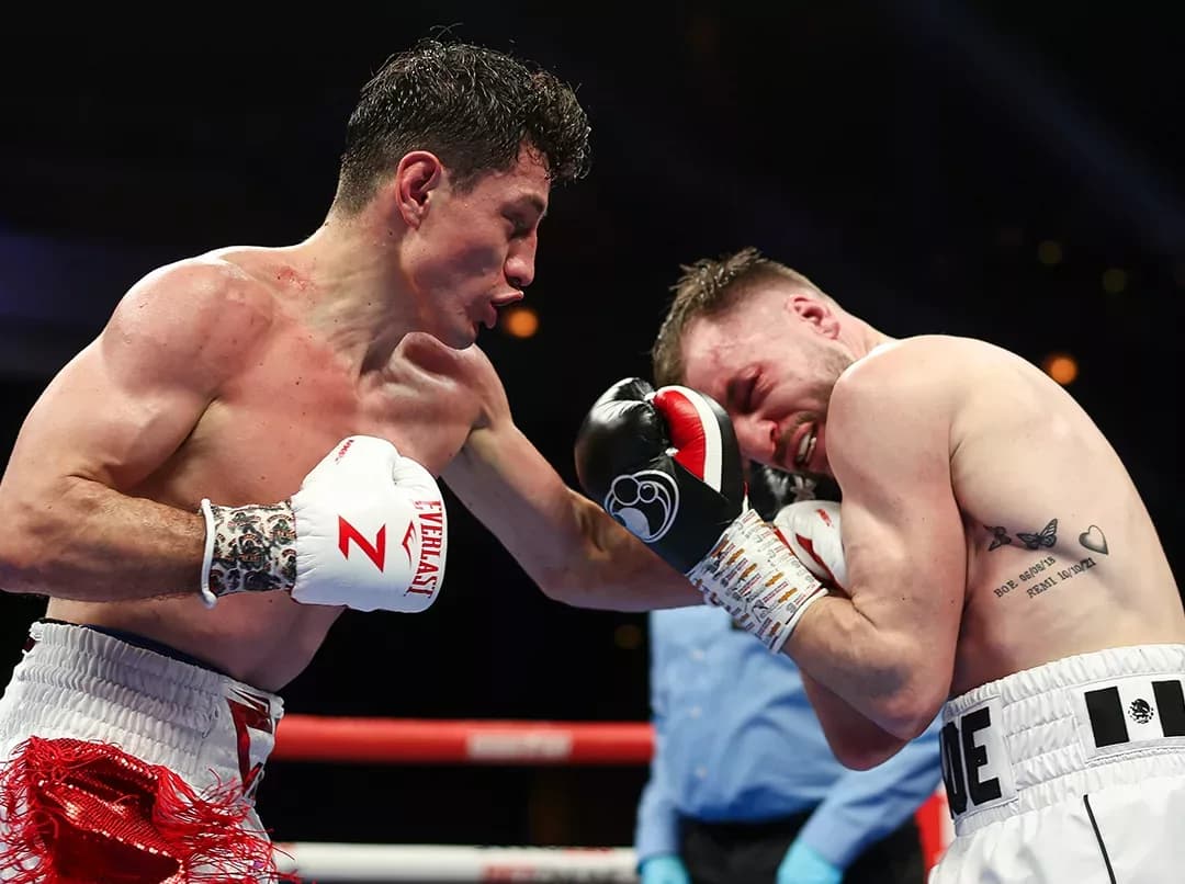 Zepeda Stops Hughes After Four Rounds