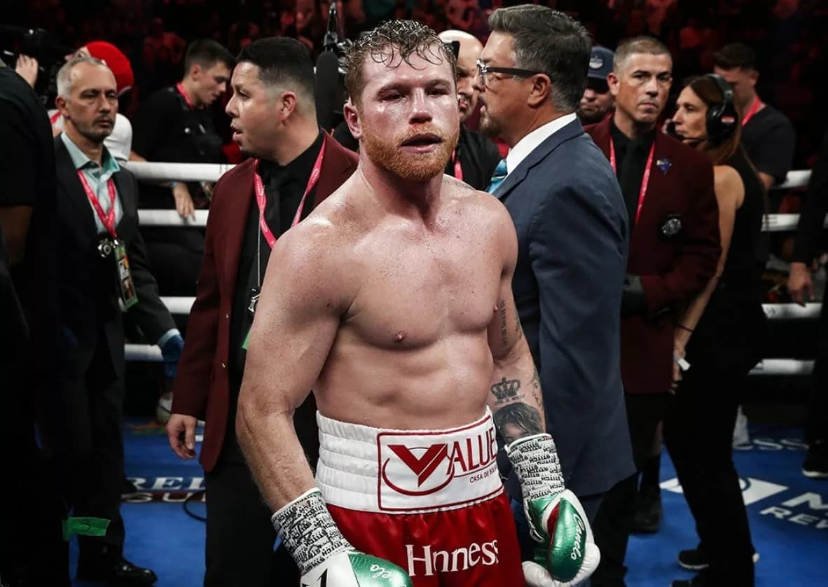 Hearn Dismisses Canelo Vs Charlo, Wants To See Benavidez Or Munguia Next