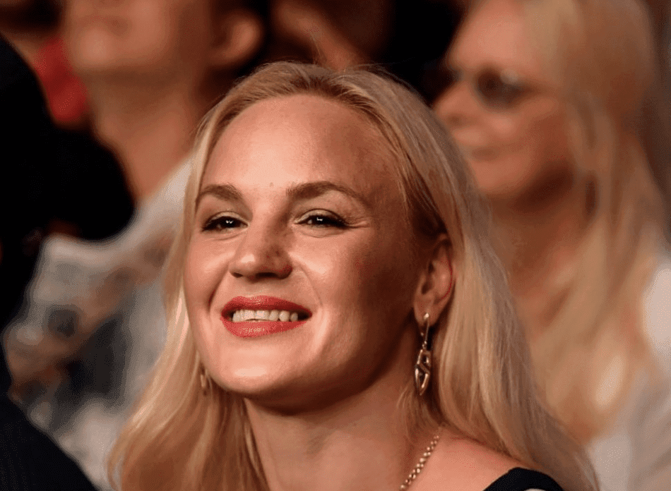 Valentina Shevchenko Calls Sean Strickland An ‘Offended Kid'