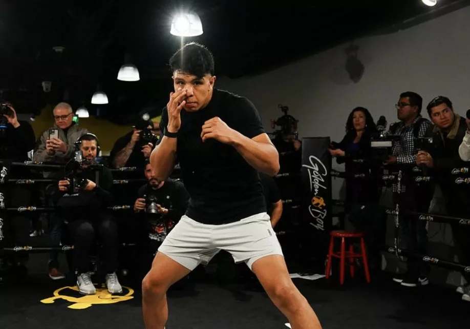 De La Hoya Targets Canelo Vs. Munguia