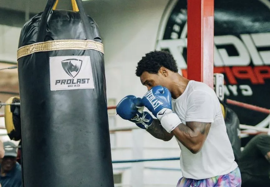 Spence Returns To Training – Who Does He Fight?
