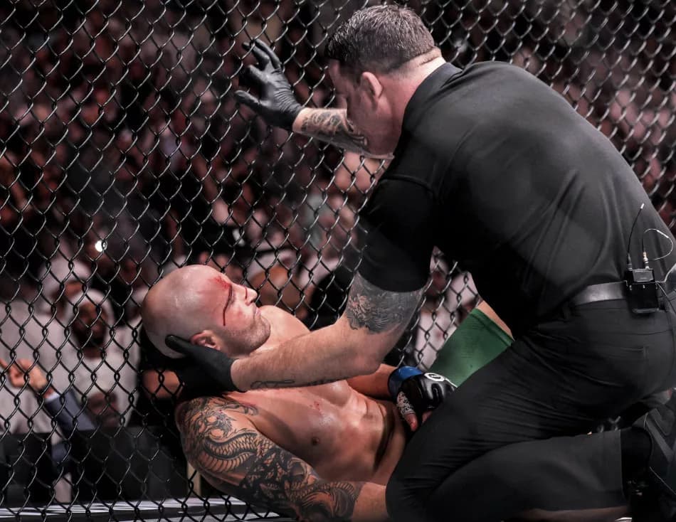 Chandler Worried About Volkanovski's Health – ‘Your Brain Can Shut Off'