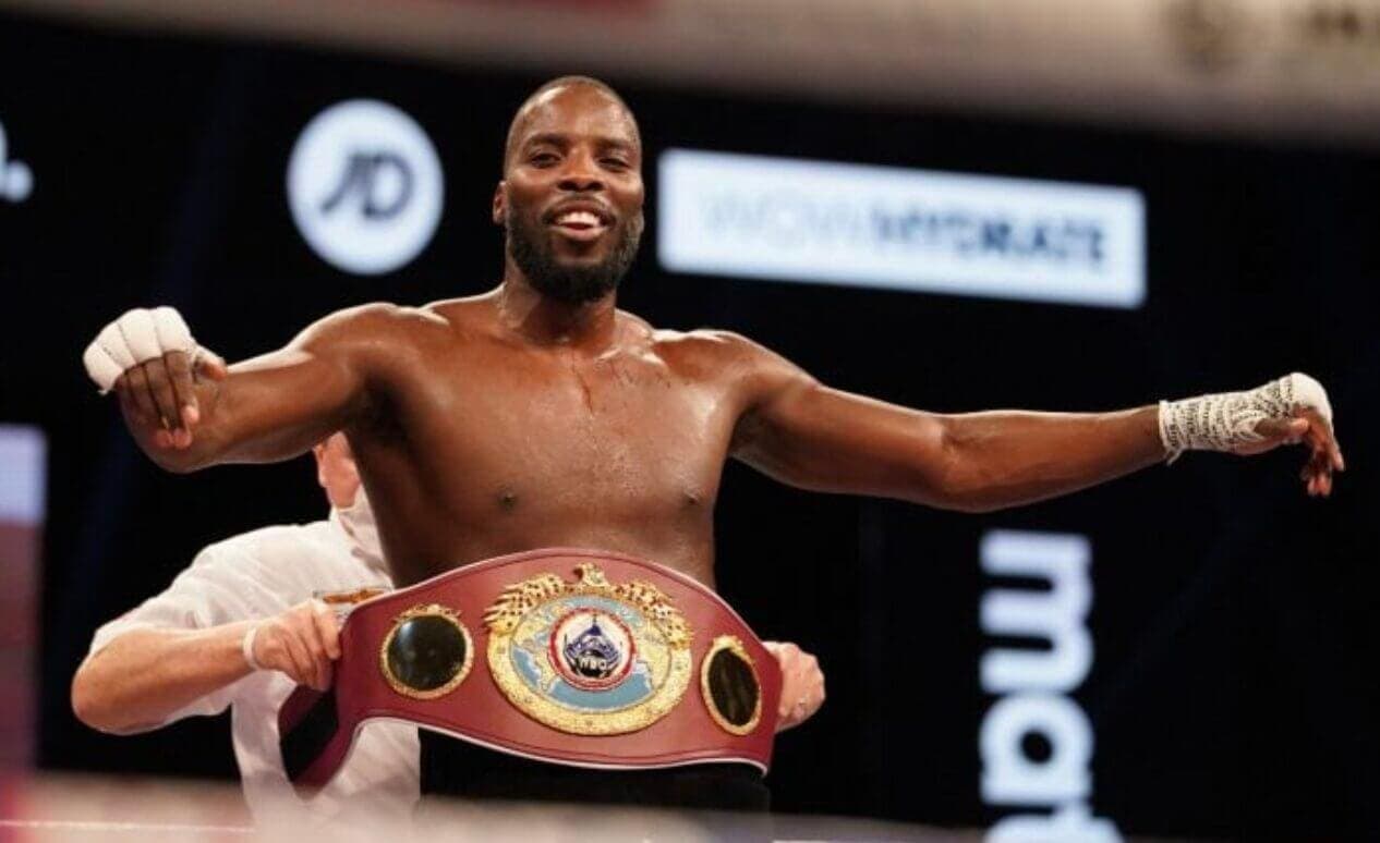 Okolie Stops Rozanski In The First Round To Win WBC Bridgerweight Title