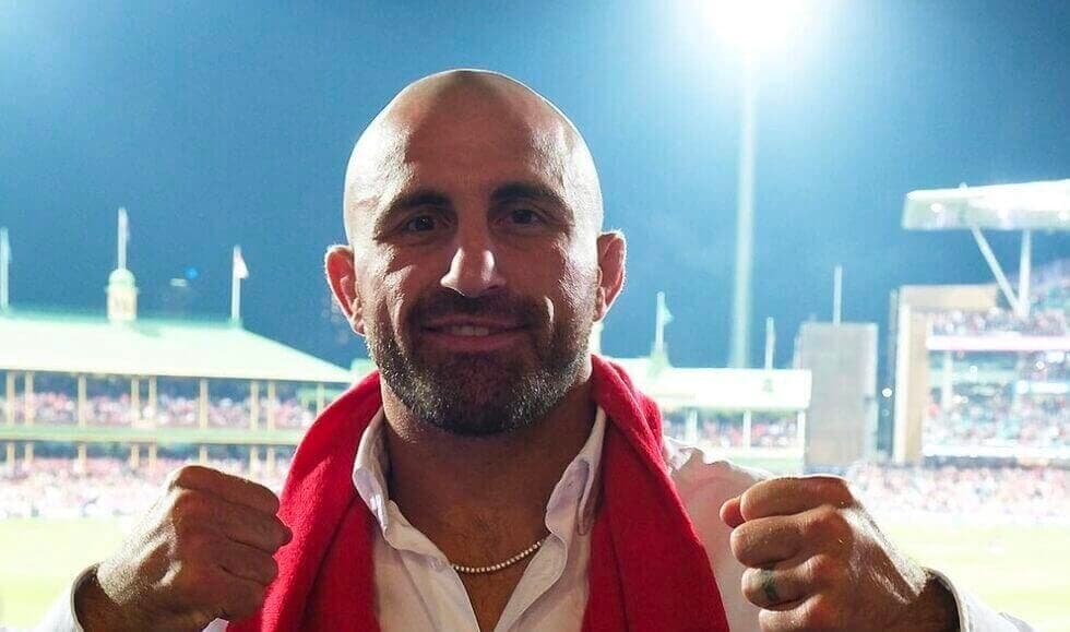 Volkanovski Eyes Next Fight At Lightweight – ‘Charles Oliveira Lined Up'