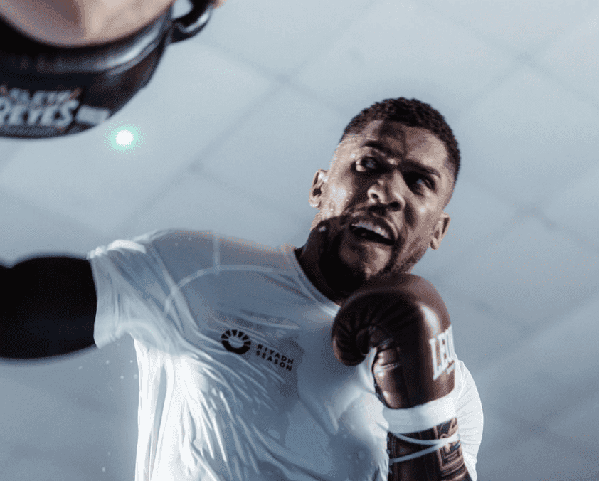 Vitali Klitschko Picks Joshua To Beat Dubois