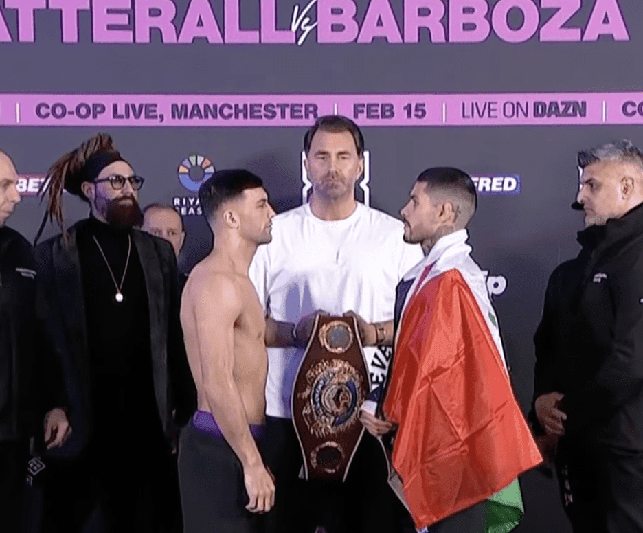 Catterall & Barboza Jr. Make Weight For Saturday's Clash