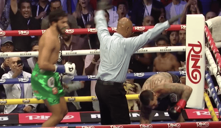 Sheeraz Drops Berlanga Several Times To Secure A Fifth-Round Stoppage