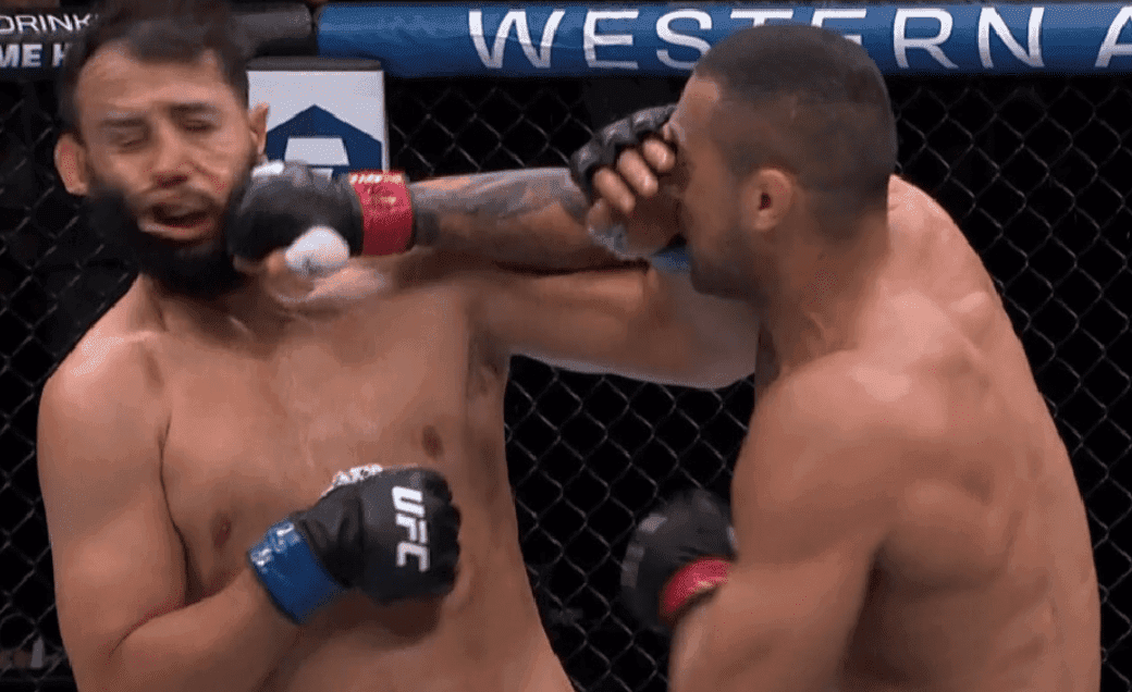 Pros React After Ulberg Stops Reyes – ‘Sheesh'