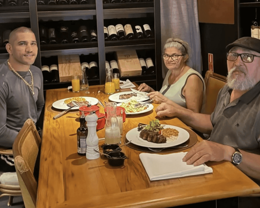 Pereira Starts 2026 With Gift For His Father