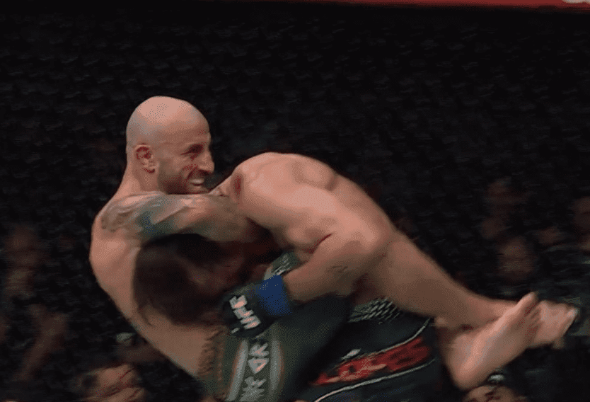 Volkanovski Beats Lopes Again To Retain His Belt