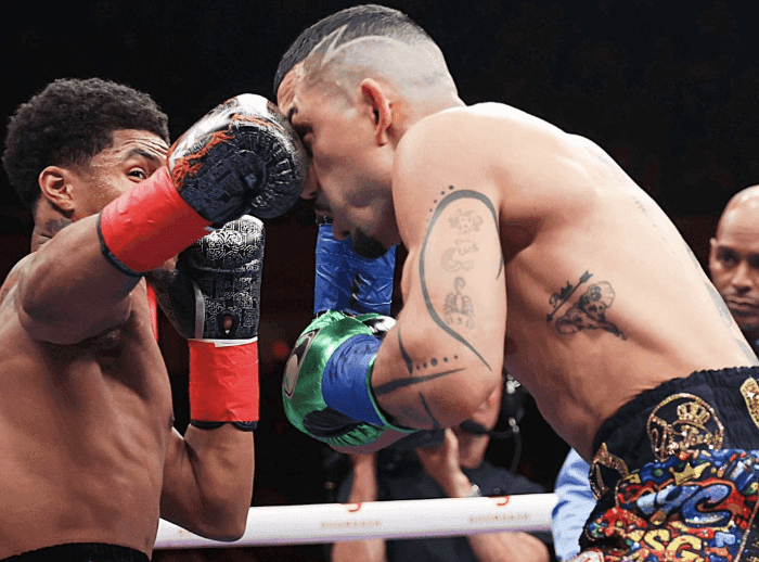 Stevenson Dominates Lopez To Become A 4-Weight Champ