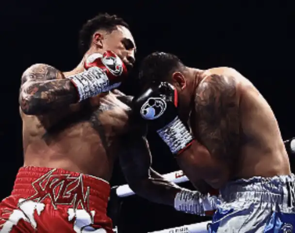 Whittaker Stops Suarez In A Round