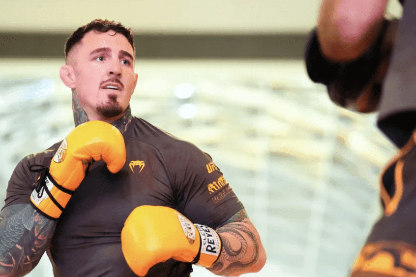 Aspinall Returns To The Gym After Vision Scare