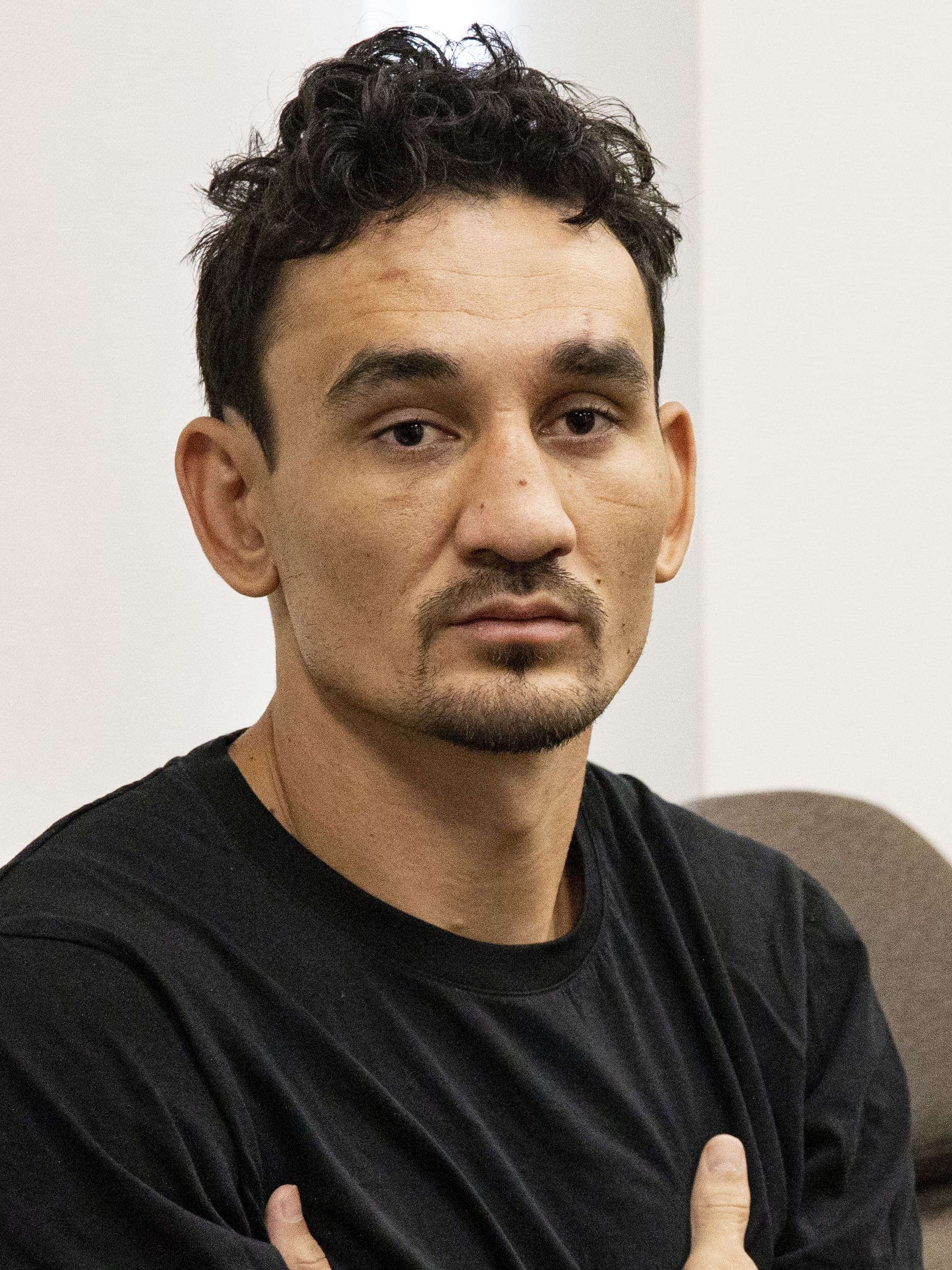 Max Holloway training for Conor McGregor rematch without contract