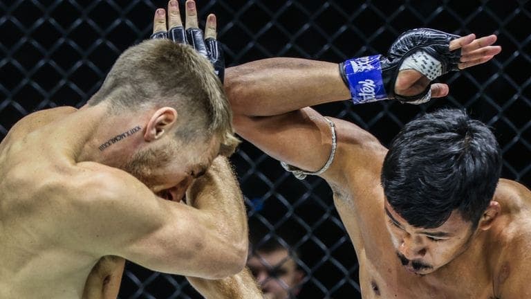 Superlek Tortures Jonathan Haggerty Again to Grab ONE Bantamweight Muay Thai Title