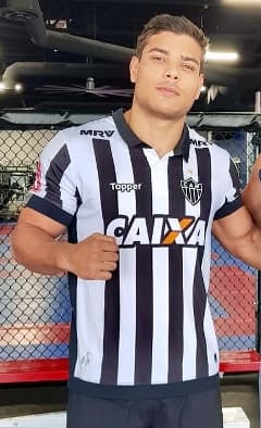 Paulo Costa portrait