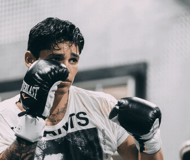 De La Hoya, Spence And Rolly's Coach Speak On Ryan Garcia