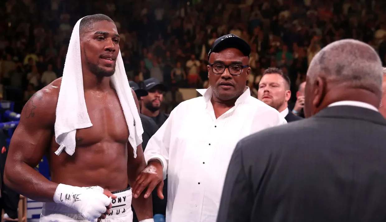 Eddie Hearn Recalls Being Confronted By AJ's Father – ‘Never Been So Scared'