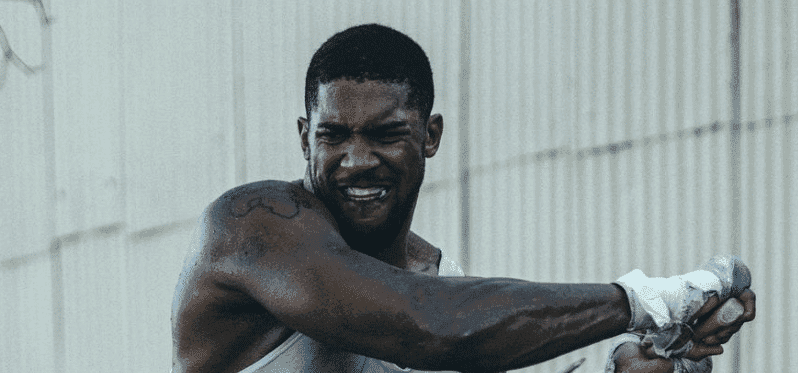 Joshua Slams Rob McCracken, Mocks Carl Froch's Nose