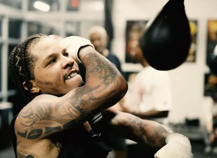 Devin Haney Calls Tank Davis An ‘All-Time Great'