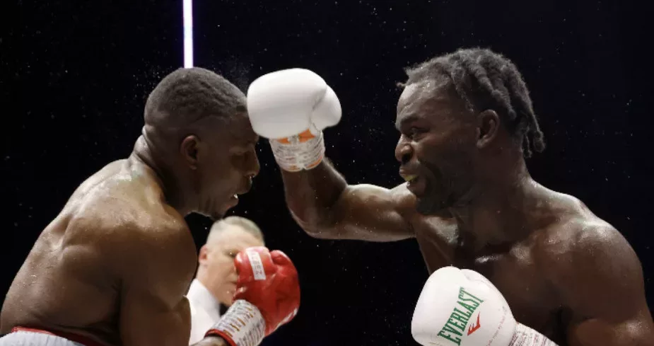 Joshua Buatsi Pulls Away With Two Knockdowns To Beat Dan Azeez