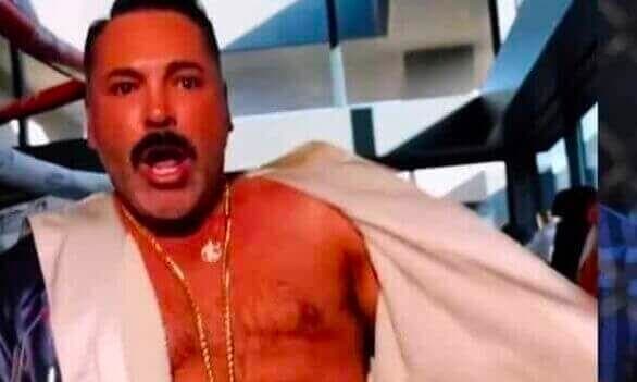 Fans Rip De La Hoya Over His Fishnet Comments