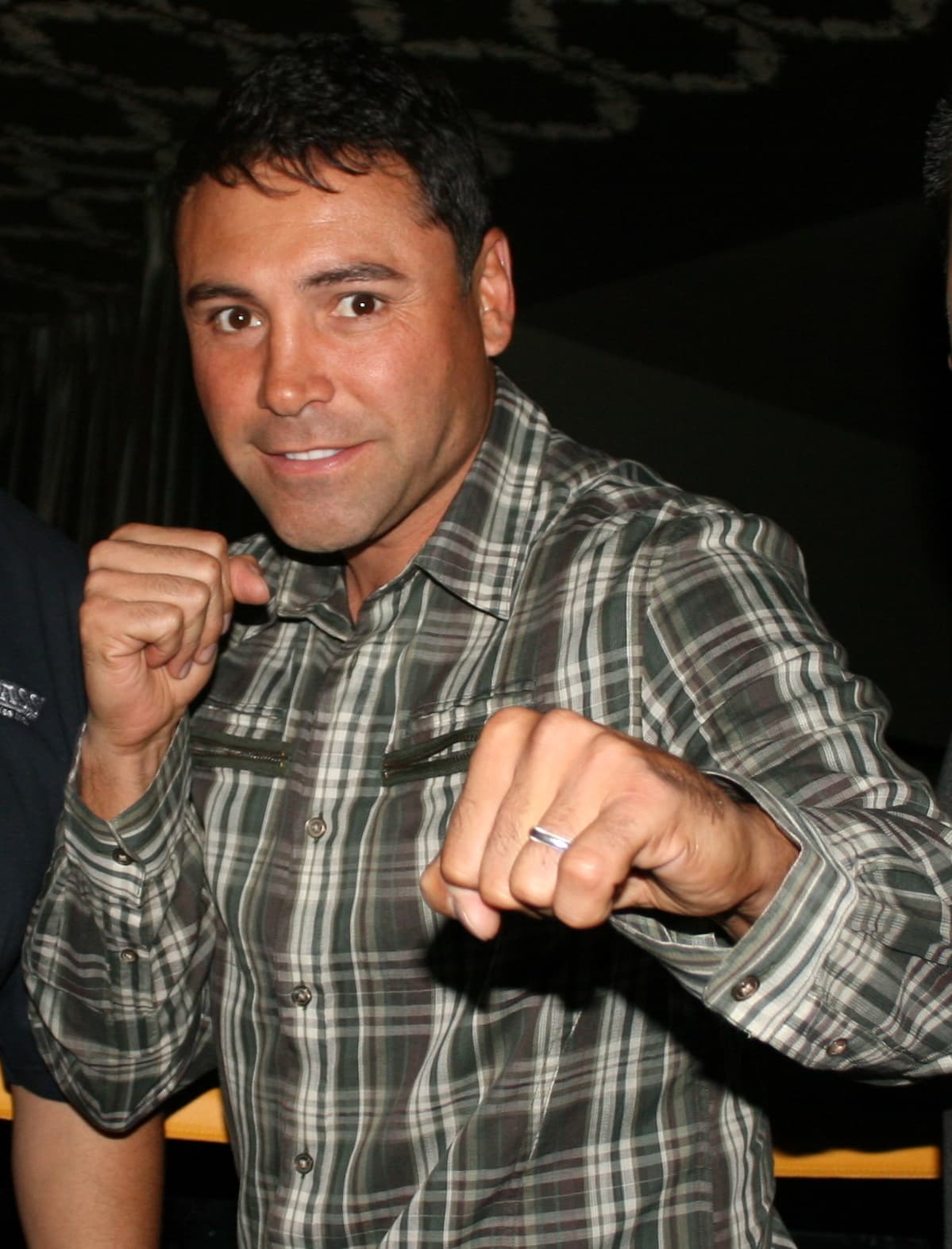 De La Hoya says Garcia-Benn talks have stalled