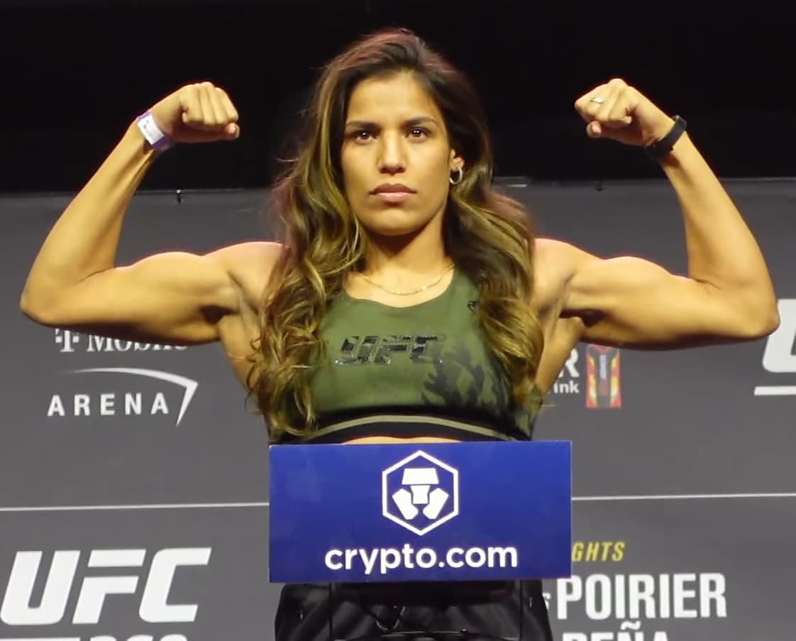 Julianna Peña portrait