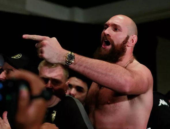 Fury Vows To Knock Out Usyk's Manager For Disrespecting His Wife - 'I'll Take Your F***ing Teeth Out'