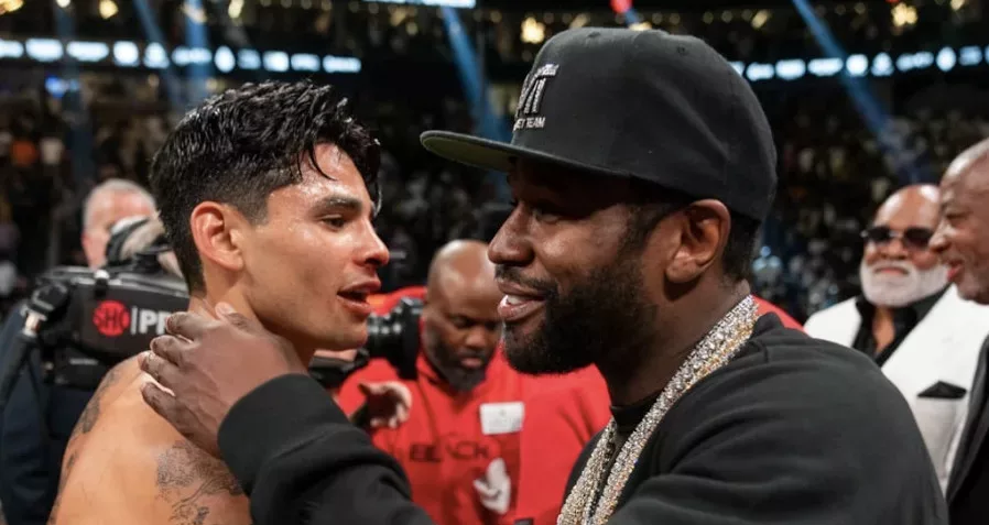 Haney Mocks Garcia For Spending Time With Mayweather - 'Floyd Can't Save You'