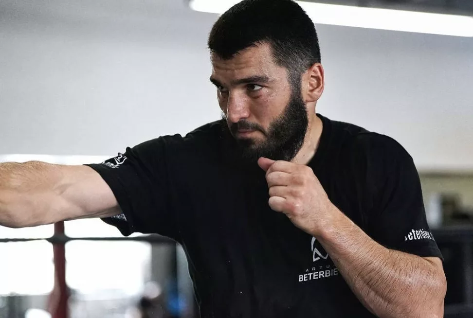 Beterbiev Questions Whether Bivol Has Signed To Fight Him