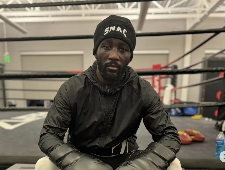 Crawford Backed To Beat Canelo - 'He Can Do It'