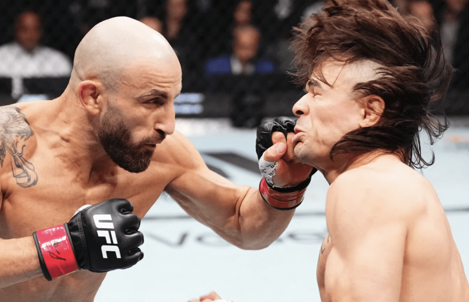 Volkanovski Overcomes Lopes To Become Champ Again
