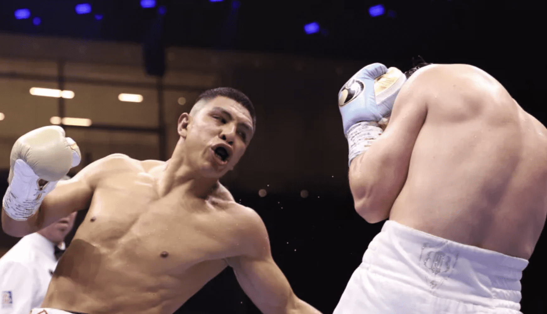 Munguia Avenges His Surace Loss