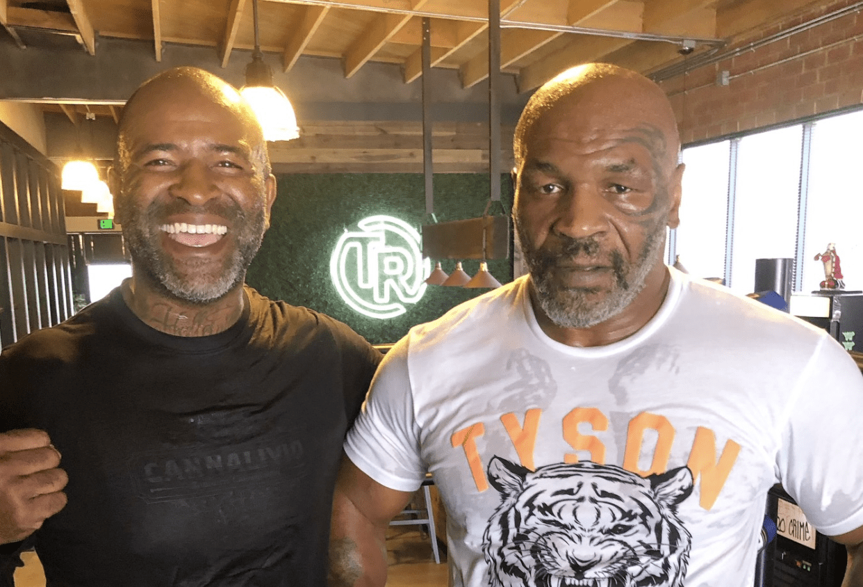 Mike Tyson In The Gym For Mayweather