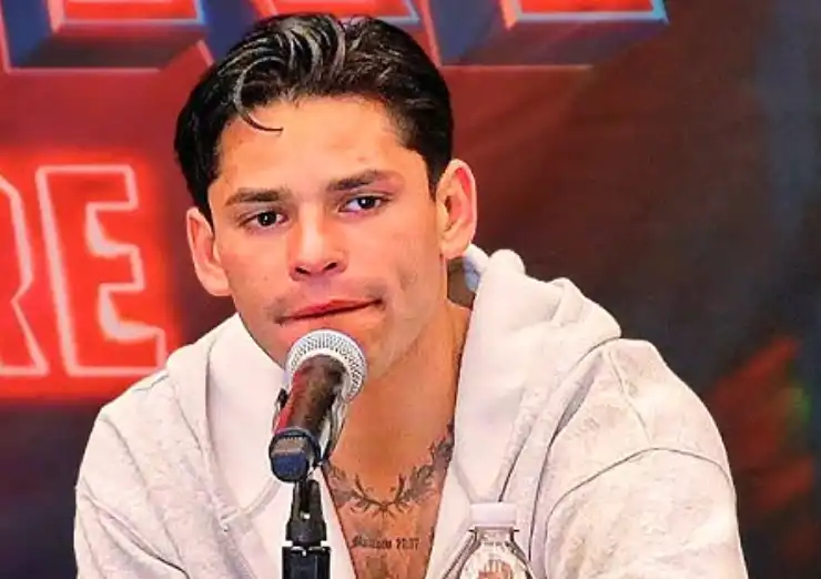 Ryan Garcia Takes Aim At Terence Crawford