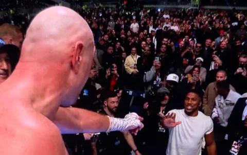 Fury Admits To Taking A "Beating" From Joshua